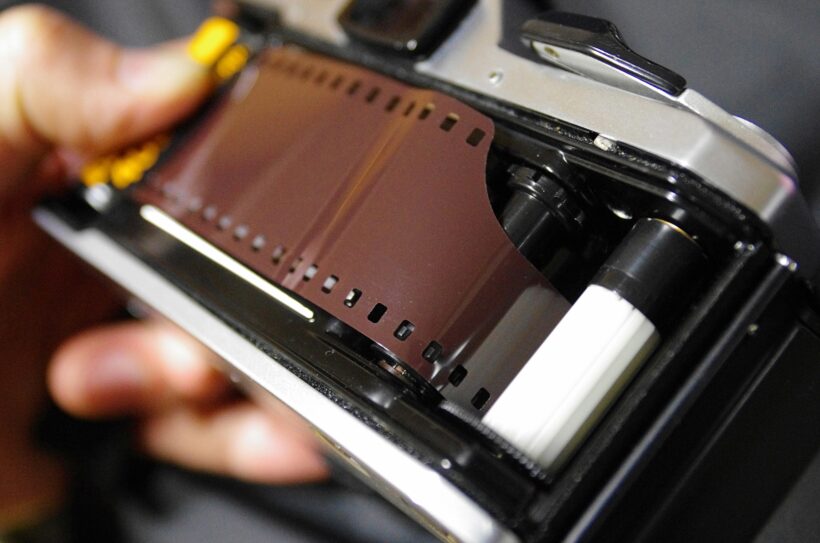 수동 필름 카메라에 필름 끼우기: 펜탁스 mx를 중심으로